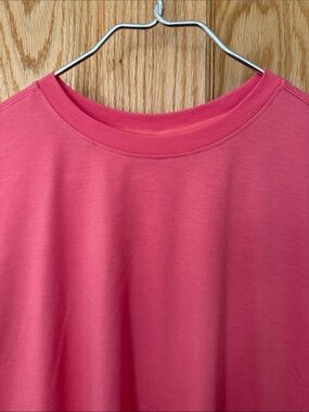 The North Face Women's Crewneck Sweatshirt in Coral